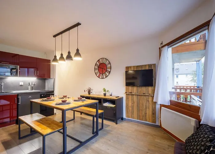 6 Personnes A Lary Village Avec Balcon - Fr-1-296-434 Saint-Lary-Soulan