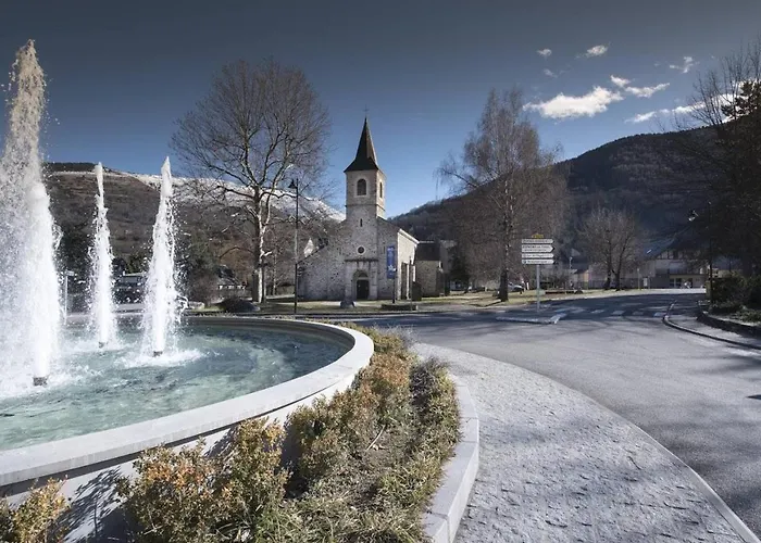 6 Personnes A Lary Village Avec Balcon - Fr-1-296-434 Apartment *