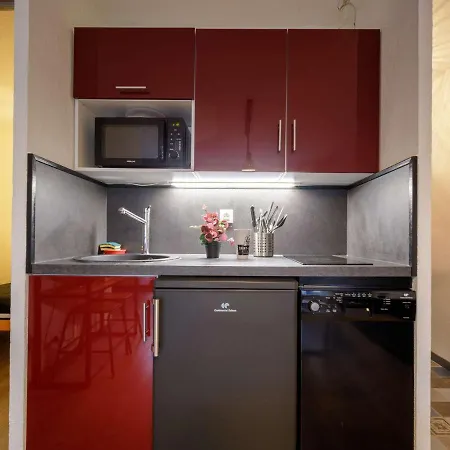 6 Personnes A Lary Village Avec Balcon - Fr-1-296-434 * סן-לארי-סולאן